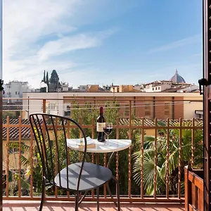 Lovely With Balcony Apartamento